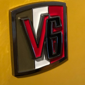 V6 emblem