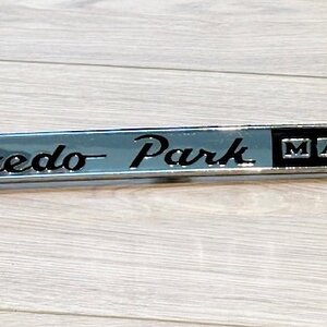 Tuxedo Park Mark IV hood emblem
